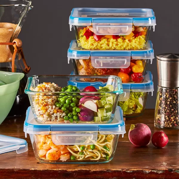 Snapware Total Solution 10-PC  Square Glass Food Storage Container Set with Plastic Lids, Medium Size Set of 4-Cups, BPA-Free Lids with Locking Tabs, Microwave, Dishwasher, and Freezer Safe