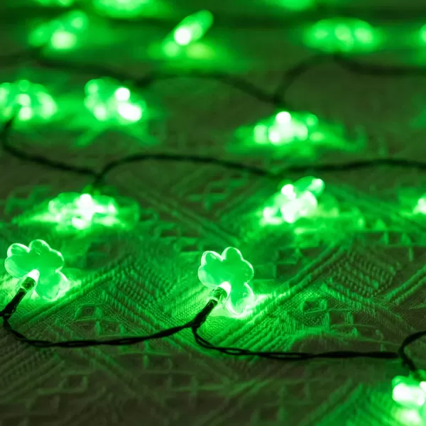 Dazzle Bright 2 Pack 50 LED St Patricks Day Shamrock String Light Battery Operated Clover String Lights with 8 Lighting Modes ThreeLeaf Lucky Clover Green Lights for Party Home Decor