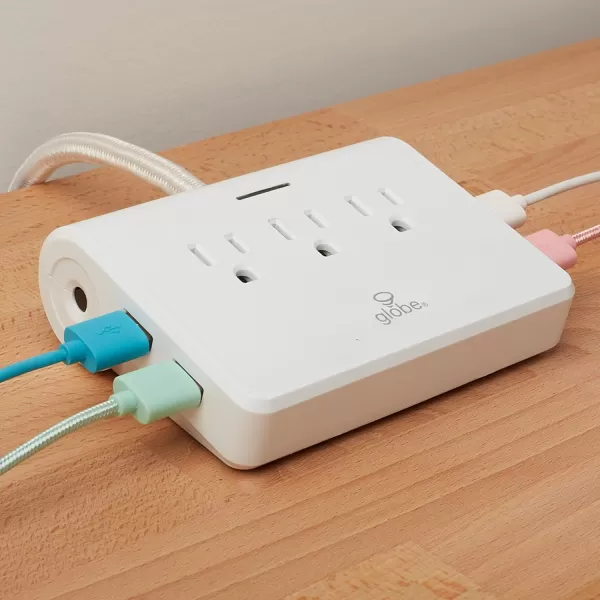 GLOBE Designer Series 3Outlet USB Surge Protector Desktop Power Strip 4x USB Ports 3 Grounded Outlets 6ft Fabric Power Cord Reset Button White Finish78428