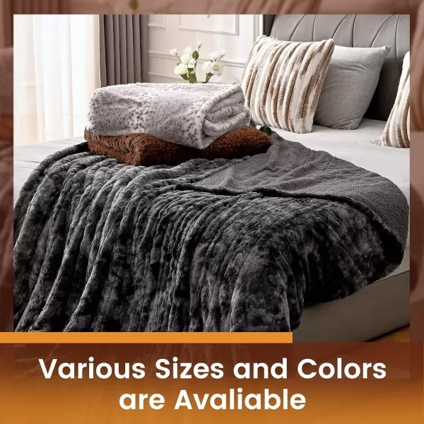 Bearhug Electric Heated Blanket Heating Blanket Throw Szie 50quot x 60quot Warm Blanket Heated Blanket Gift Reversible Faux Fur ampamp Sherpa 6 Heating Levels ampamp 4H Auto Off OverHeat Protect ETL CertificationMarble Black
