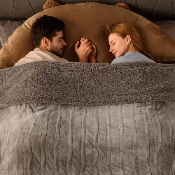 Bearhug Electric Throw Blanket 50quot x 60quot Reversible Velvet ampamp Sherpa Heated Throw 6 Heating Levels ampamp 4H Auto Off OverHeat Protect ETL Certification Machine WashableTaupevelvet  Sherpa