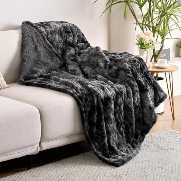 Bearhug Electric Heated Blanket Heating Blanket Throw Szie 50quot x 60quot Warm Blanket Heated Blanket Gift Reversible Faux Fur ampamp Sherpa 6 Heating Levels ampamp 4H Auto Off OverHeat Protect ETL CertificationMarble Black