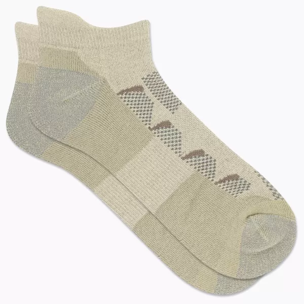 imageMerrell Mens and Womens MOAB Hiking Mid Cushion Socks  Moisture Wicking ampamp Arch SupportLow Cut Tab  Oatmeal