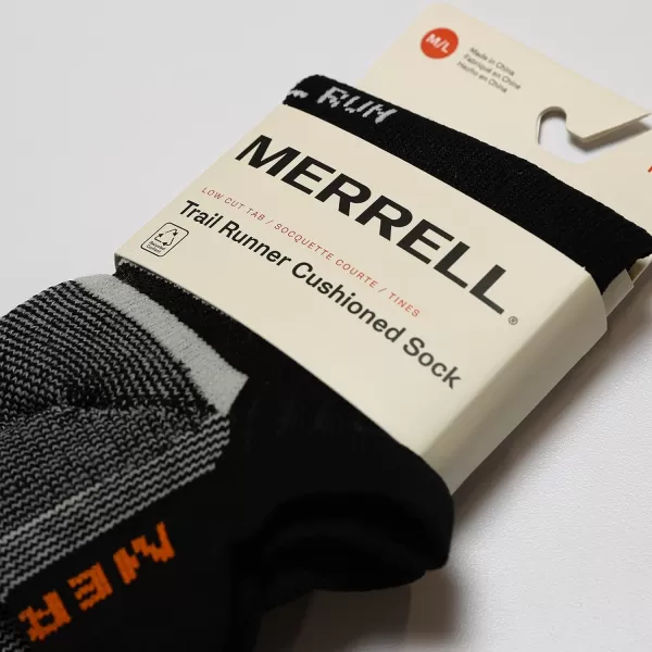 imageMerrell Mens and Womens Trail Running Cushioned Socks1 Pair PackUnisex AntiSlip Heel ampamp Arch CompressionLow Cut Tab  Black White