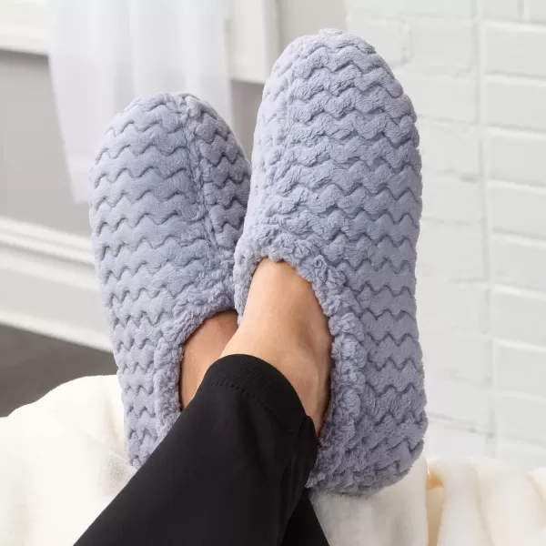 imageFruit of the Loom Womens Chevron Closed Back Slipper  Comfortable Memory Foam Sole IndoorOutdoor Machine WashableBlue