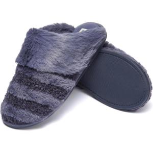 imageFruit of the Loom Womens SlipperBlue