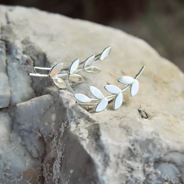 Marycrafts Sterling Silver Laurel Leaf Ear Climber Ear Crawler EarringsMarycrafts Sterling Silver Laurel Leaf Ear Climber Ear Crawler Earrings