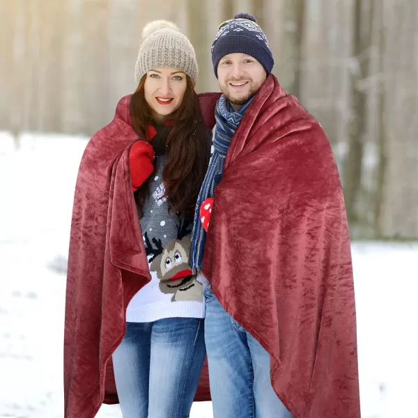 Catalonia Fleece Wearable Blanket Poncho for Adult Women Men Travel Wrap Blanket Cape with Pocket  Warm Soft Cozy Snuggly Gift for Her No Sleeves  AllSeasonWine Fleece