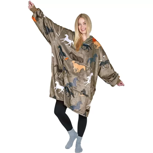 Catalonia Union Jack Print Blanket Hoodie Sweatshirt Oversized Wearable Fleece Pullover for Adults Men WomenHorse