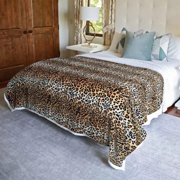 Catalonia Cheetah Sherpa Fleece Blanket for Bed Super Soft Plush Sofa Couch Throw Blanket TV Bed Blanket Comfy Cozy Fluffy Warm Comforter Caring Gift 60x80 inch90x90 inches Cheetah