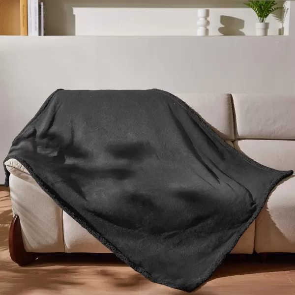 Kritter Planet Waterproof Dog Blanket Reversible Pee Proof Couch Cover for Pets Furniture Protector for Sofa Bed Washable Hair Resistant Stain ProofBlackBlack