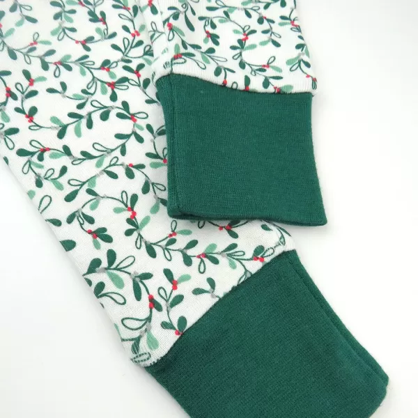 HonestBaby Multipack 2 4Piece Pajamas Sleepwear Holiday 100 Organic Cotton Infant Baby and Toddler Boys Girls UnisexHoliday Floral
