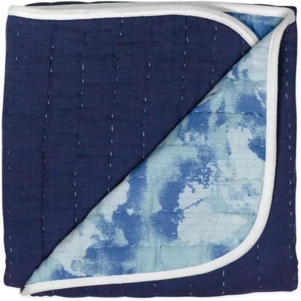 1-pack Watercolor World/Navy Hand Quilted Blanket