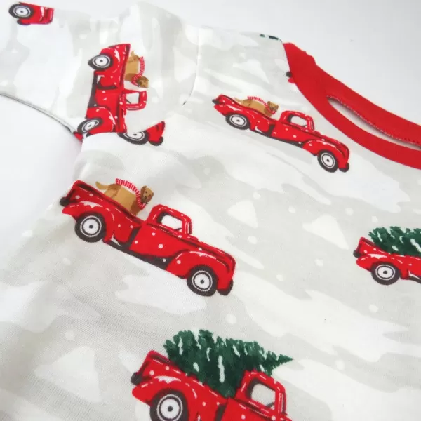 imageHonestBaby Baby Holiday 2Piece Pajamas Sleepwear PJs 100 Organic Cotton for Infant Baby and Toddler Boys ampamp Girls UnisexGetting the Tree