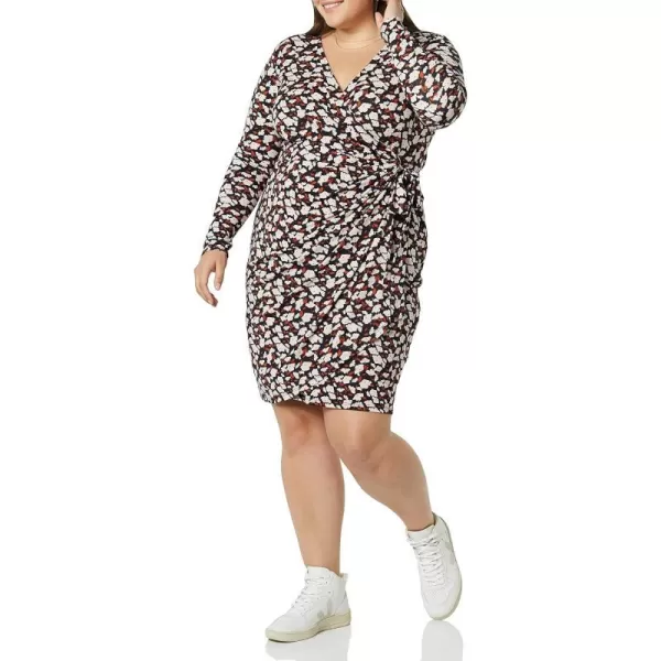 Amazon Essentials Womens Long Sleeve Classic Wrap Dress Available in Plus SizeBlack White Floral