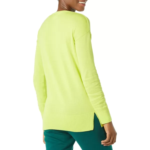 Amazon Essentials Womens Lightweight LongSleeve ScoopNeck Tunic Sweater Available in Plus SizeLime Green