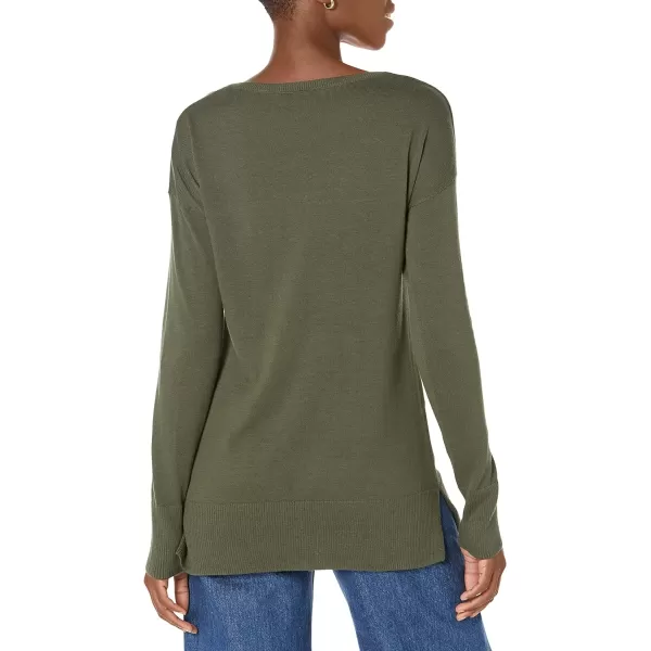 Amazon Essentials Womens Lightweight LongSleeve ScoopNeck Tunic Sweater Available in Plus SizeOlive