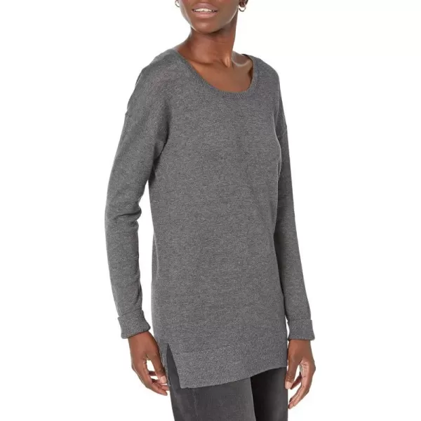 Amazon Essentials Womens Lightweight LongSleeve ScoopNeck Tunic Sweater Available in Plus SizeCharcoal Heather