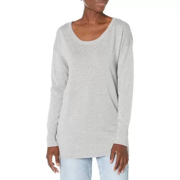 Amazon Essentials Womens Lightweight LongSleeve ScoopNeck Tunic Sweater Available in Plus SizeLight Grey Heather