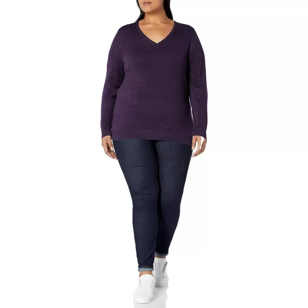 Amazon Essentials Womens ClassicFit Lightweight LongSleeve VNeck Sweater Available in Plus SizeDark Purple