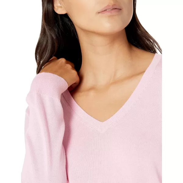 Amazon Essentials Womens ClassicFit Lightweight LongSleeve VNeck Sweater Available in Plus SizePale Pink