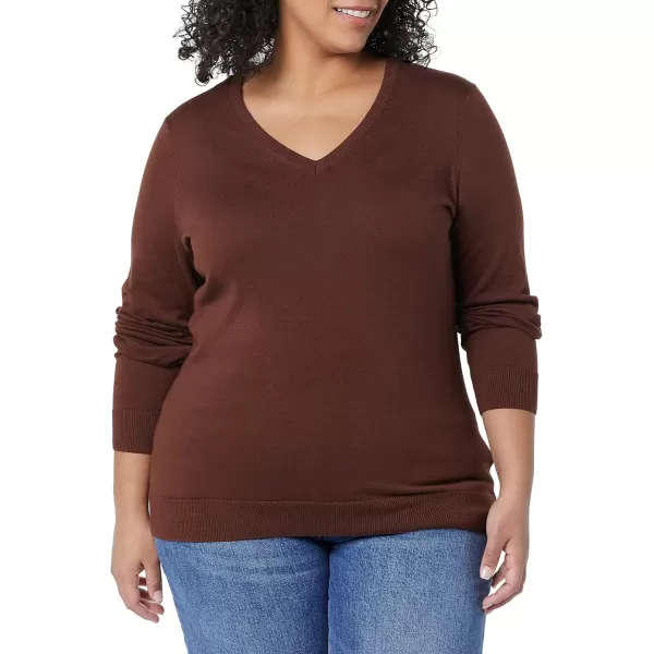 Amazon Essentials Womens ClassicFit Lightweight LongSleeve VNeck Sweater Available in Plus SizeToffee Brown