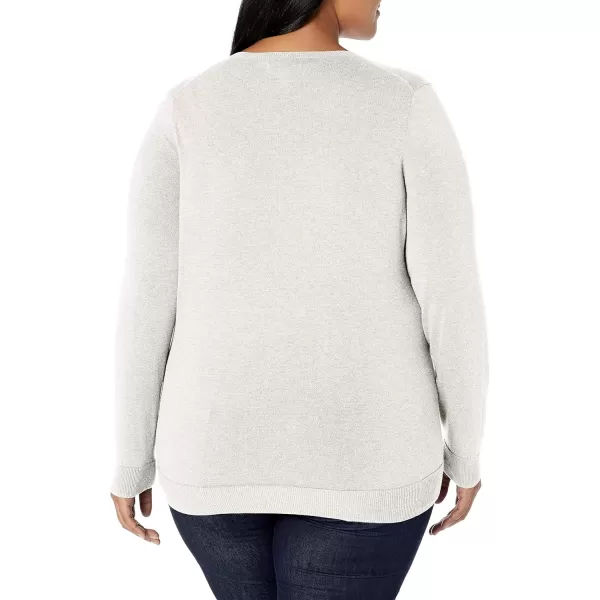 Amazon Essentials Womens ClassicFit Lightweight LongSleeve VNeck Sweater Available in Plus SizeWhite