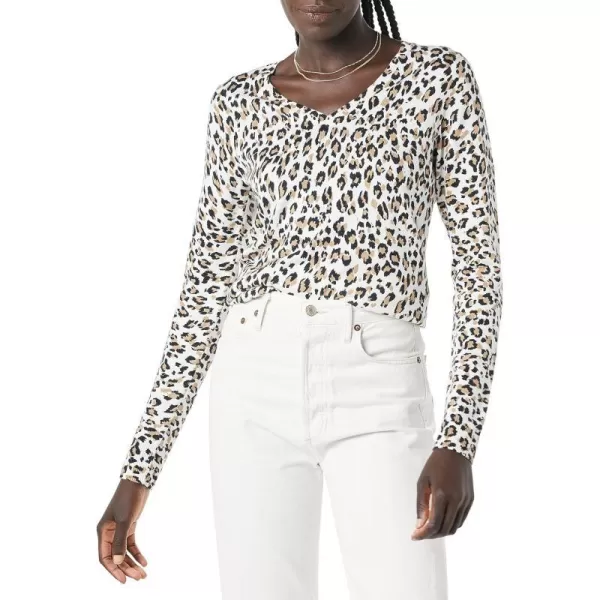 Amazon Essentials Womens ClassicFit Lightweight LongSleeve VNeck Sweater Available in Plus SizeWhite Cheetah