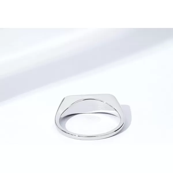 Amazon Essentials 14K Plated Sterling Silver Round Signet RingSilver 10 Oval