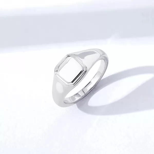 Amazon Essentials 14K Plated Sterling Silver Round Signet RingSilver 5 Square