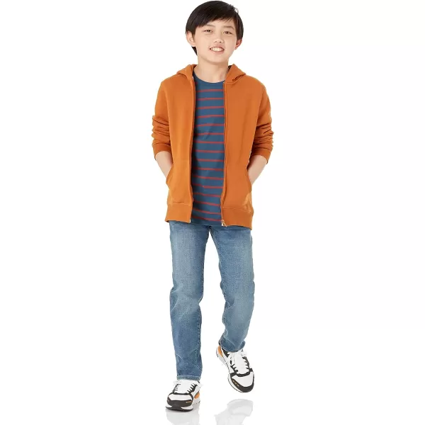 Amazon Essentials Boys Regular StraightFit JeansLight Wash
