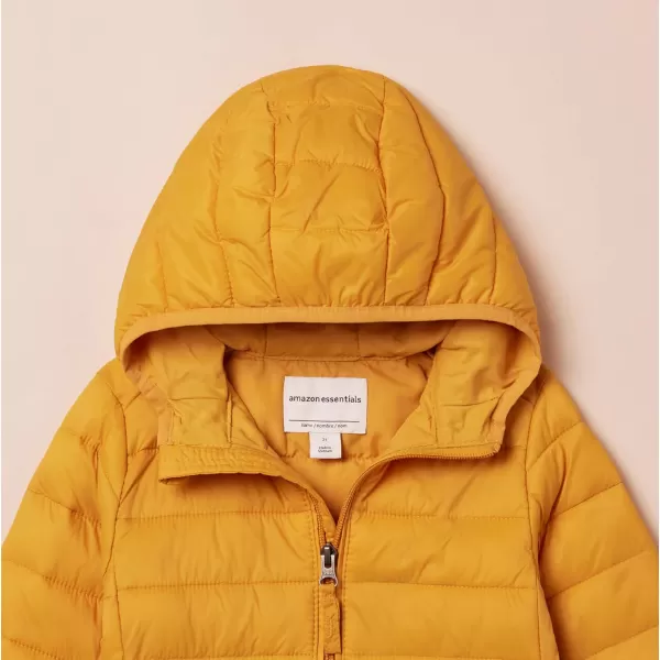 Amazon Essentials Boys and Toddlers Lightweight WaterResistant Packable Hooded Puffer CoatGolden Yellow