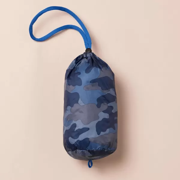 Amazon Essentials Boys and Toddlers Lightweight WaterResistant Packable Puffer JacketBlue Camo