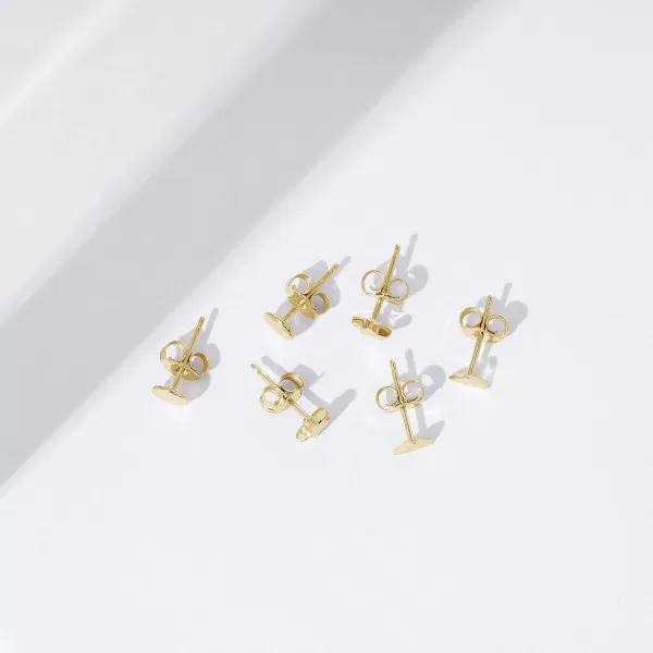 Amazon Essentials Gold Plated Sterling Silver Stud EarringsYellow Gold