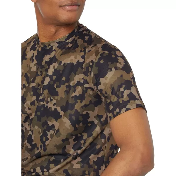 Amazon Essentials Mens Active Performance Tech TShirt Available in Big amp Tall Pack of 2BlackOlive Geo Camo