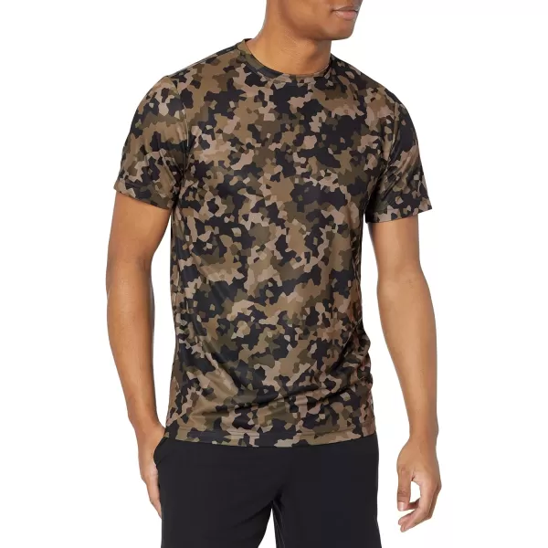 Amazon Essentials Mens Active Performance Tech TShirt Available in Big amp Tall Pack of 2BlackOlive Geo Camo