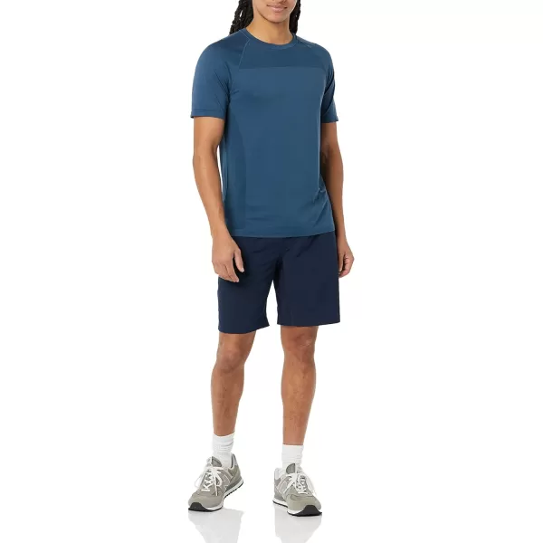 Amazon Essentials Mens Active Seamless SlimFit ShortSleeve TShirtDark Blue