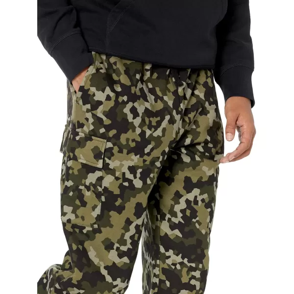 Amazon Essentials Mens Cargo Fleece SweatpantOlive Geo Camo