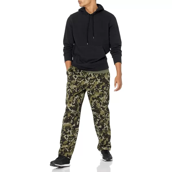 Amazon Essentials Mens Cargo Fleece SweatpantOlive Geo Camo