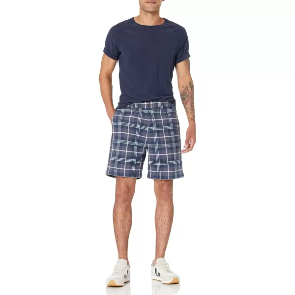 Amazon Essentials Mens ClassicFit 7 ShortNavy Plaid