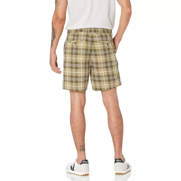 Amazon Essentials Mens ClassicFit 7 ShortOlive Plaid