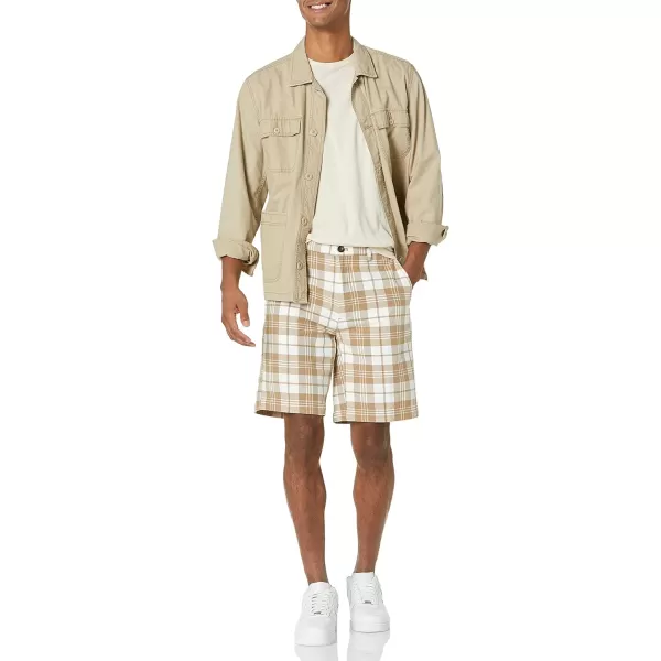 Amazon Essentials Mens ClassicFit 9 ShortKhaki Brown Plaid