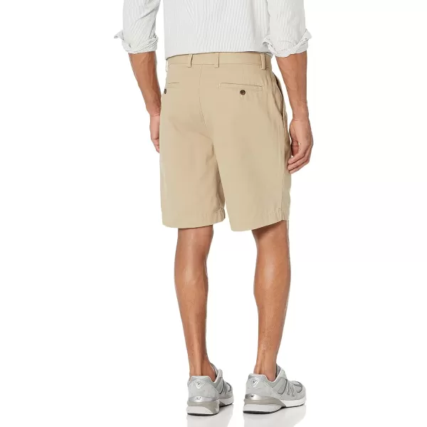 Amazon Essentials Mens ClassicFit 9 ShortLight Brown