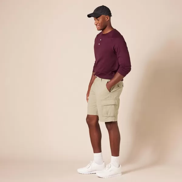 Amazon Essentials Mens ClassicFit Cargo Short Available in Big  TallKhaki Brown