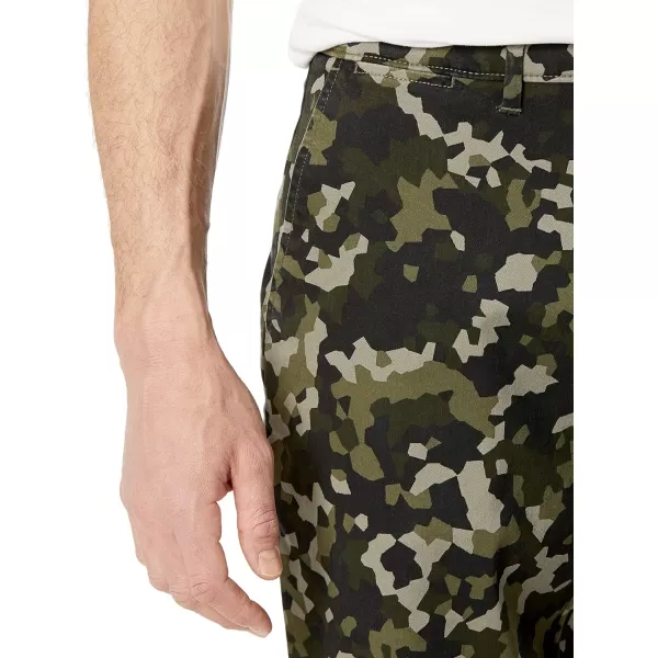 Amazon Essentials Mens ClassicFit Casual Stretch Khaki PantOlive Geo Camo