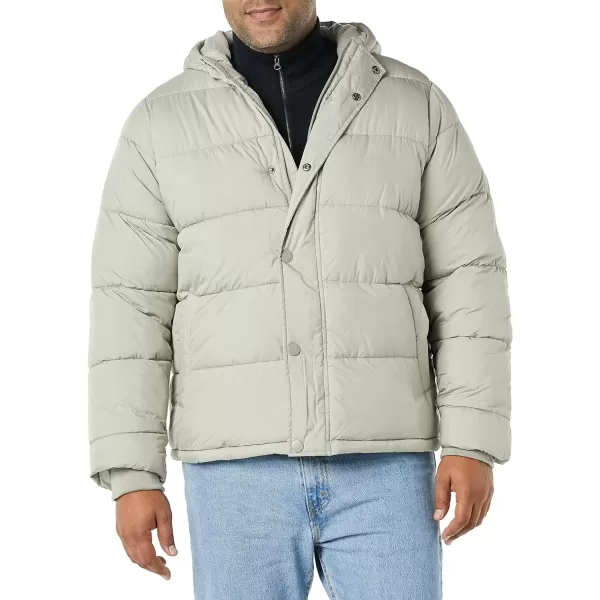 Amazon Essentials Mens Heavyweight Hooded Puffer CoatLight Grey