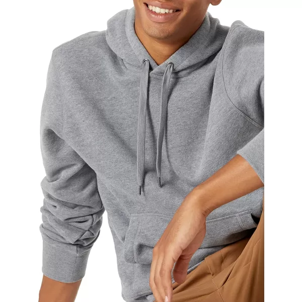 Amazon Essentials Mens Hooded Fleece Sweatshirt Available in Big amp TallLight Grey Heather