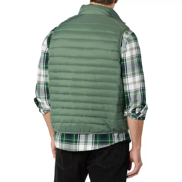 Amazon Essentials Mens Lightweight WaterResistant Packable Puffer VestGreen