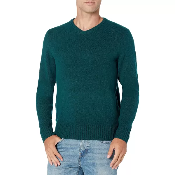 Amazon Essentials Mens LongSleeve Soft Touch VNeck SweaterForest Green