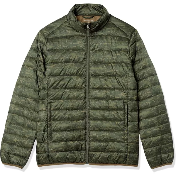 Amazon Essentials Mens Packable Lightweight WaterResistant Puffer Jacket Available in Big amp TallGreen Camo